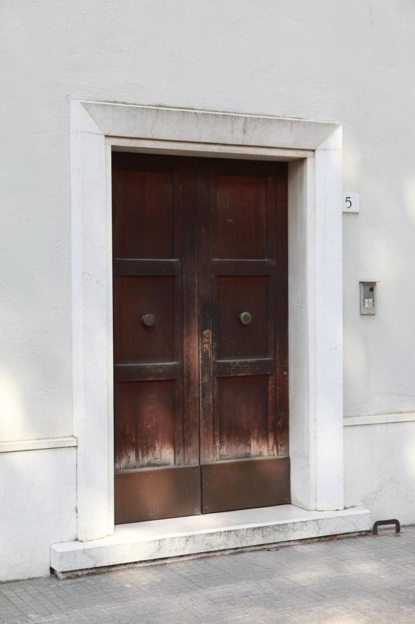 Wanderlust Bnb Pisa Exteriör bild
